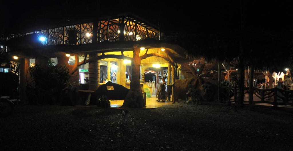 Hotel La Costa De Papito Puerto Viejo de Talamanca Exterior foto